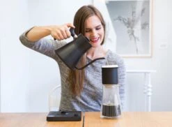 FELLOW - Stagg [XF] Set (Dripper + Carafe) - Handmatige Filterkoffie Set -Koffiemelk Winkel 1200x886 2